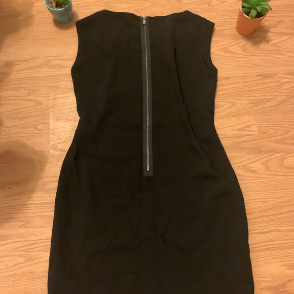 Tahari little black dress - Picture 3 of 4